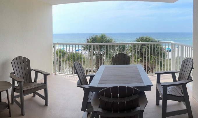 Ono Island Condo | Relaxing Gulf Front Oasis, unit 332
