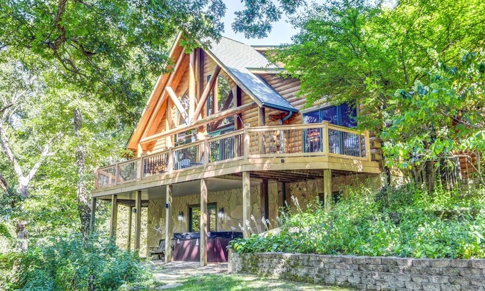 Menard County House | Relaxing Log Home Escape - Sauna, Hot Tub & Billiards!