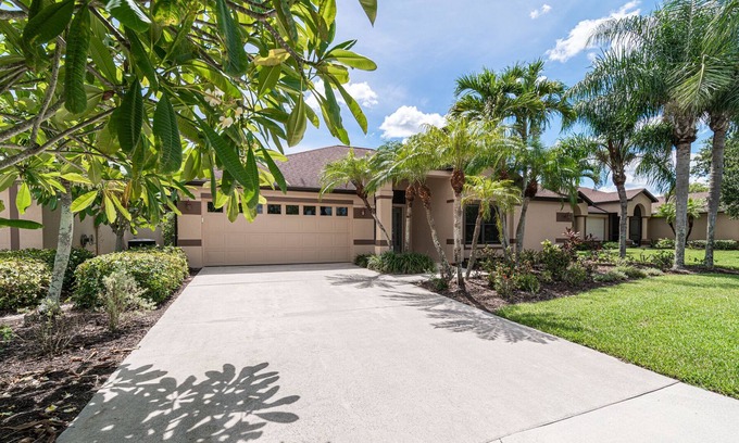 North Fort Myers House | Relaxing Riverfront Escape, Sleeps 4, Electric Vehicle Charging, Pet Friendly!