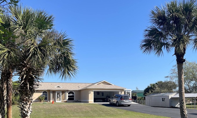 Rural Estates Villa | Relaxing village 3bed/2baths 6 guests Heated Pool