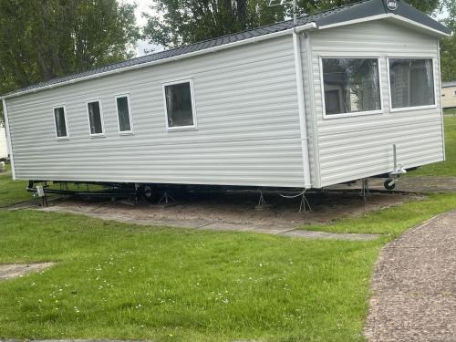 Minehead Ski Chalet | Remarkable 1-Bed Chalet in Minehead