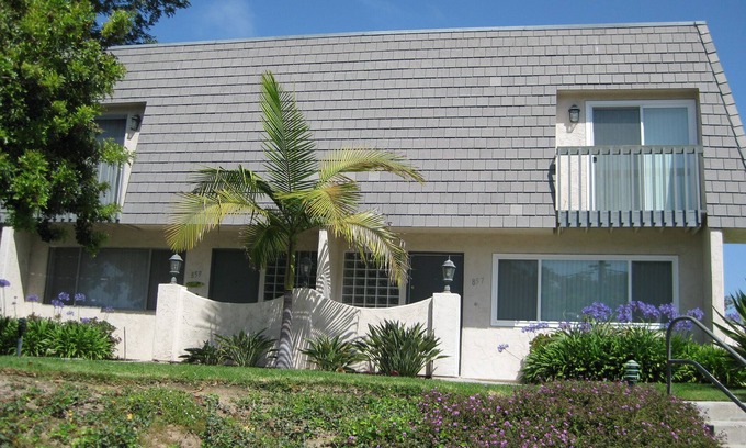 Solana Beach Condo | Remodeled Solana Beach condo West of 5