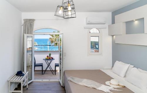 Hersonissos Centre Apartment | Renata Mare Beachside Studios