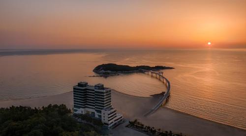 Goseong-gun Hotel | Renebleu by Sol Beach