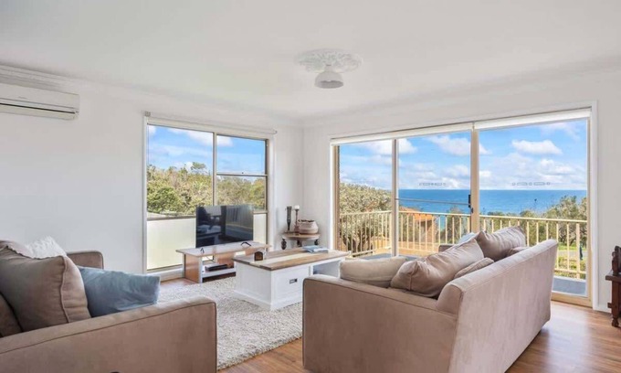 Ulladulla House | Rennies Beach Escape "Carinya"