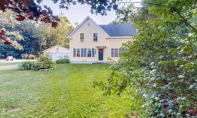 Penobscot Other | Renovated 19th-Century Farmhouse w/270 Feet of Waterfront & Sunset Views