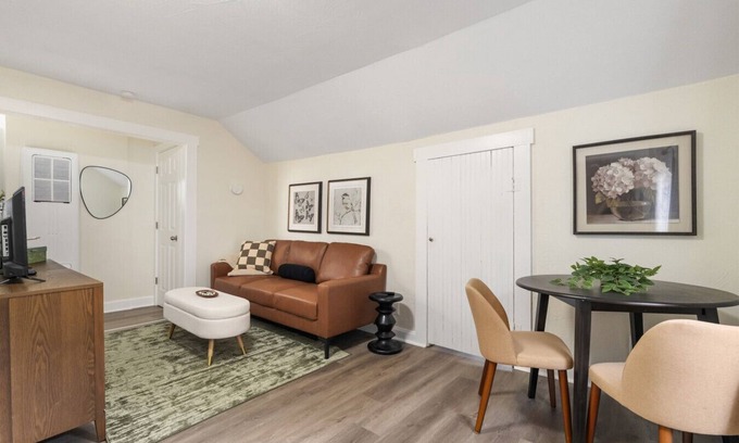 Victorian Village Apartment | Renovated Apartment|Victorian Village|OSU