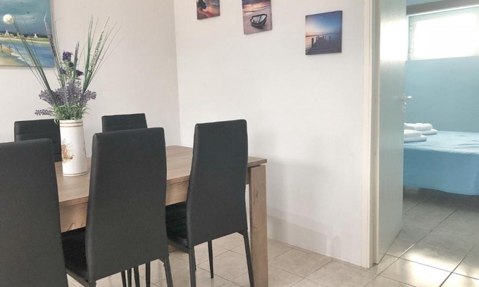 Anavyssos Apartment | Renovated apt close to beach Wifi AC