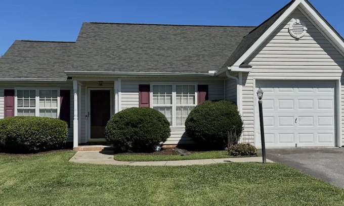 Winston - Salem House | Renovated Gem Minutes from Downtown WS, Kville, GSO