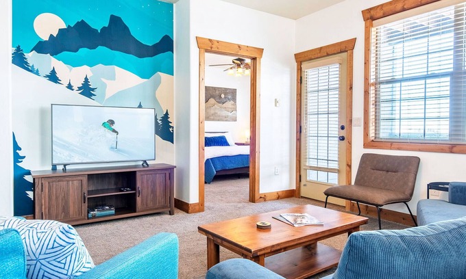 Driggs Condo | Renovated Ground Floor Condo w/ Custom Teton Decor