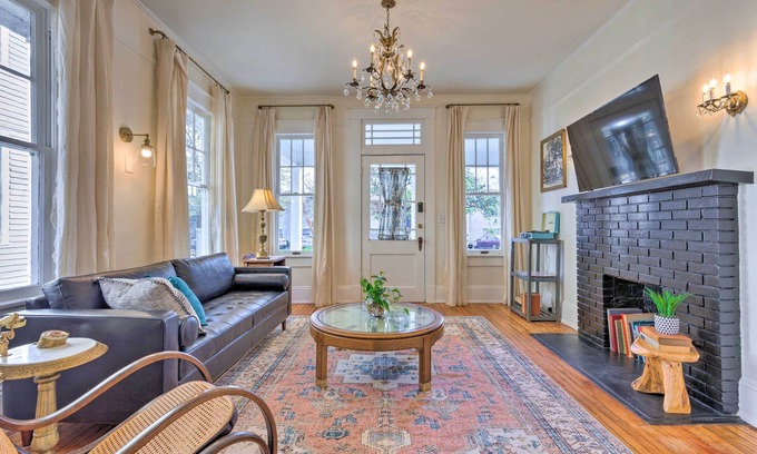 Hannon Park House | Renovated Historic Home w/Yard: 2 Mi to Dtwn