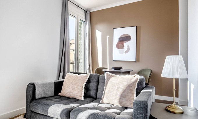 La Sagrada Familia Apartment | Renovated Sagrada Familia 1BR w/Roof, by Blueground