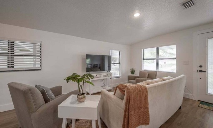 Old Seminole Heights House | Renovated Seminole Heights Beauty