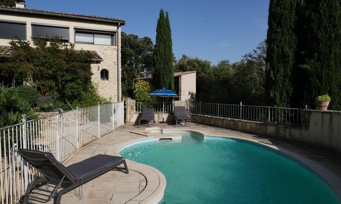 Aigaliers House | Renovated sheepfold in the garrigue of the Duchy of Uzès!