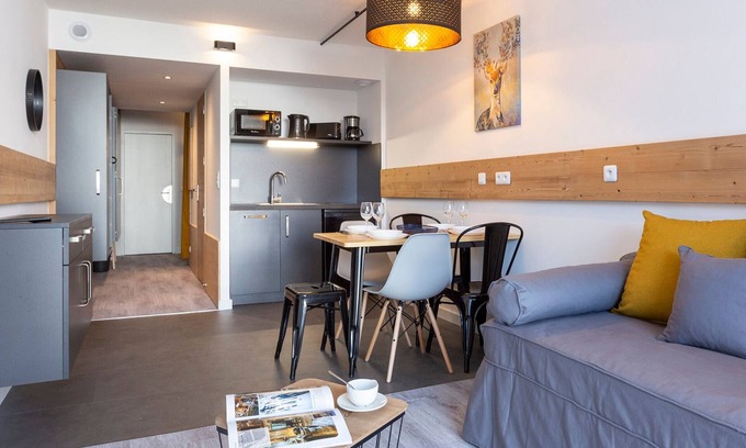 Arc-2000 Apartment | Renovated studio near center, balcony, WiFi