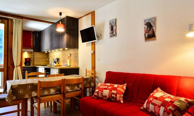 Montchavin Apartment | Renovated studio 4-5 pers. Montchavin, near slopes and shops, free parking
