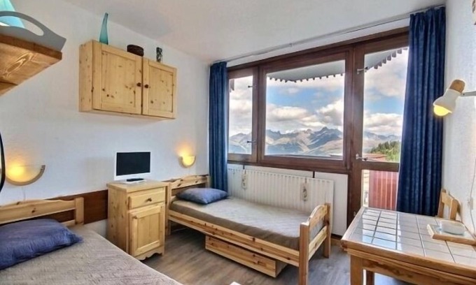 Plagne Centre Apartment | Renovated studio at the foot of the slopes with balcony and nice view