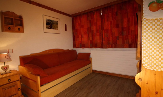 Tignes le Lac Apartment | Renovated studio for 2 in Tignes, equipped kitchenette
