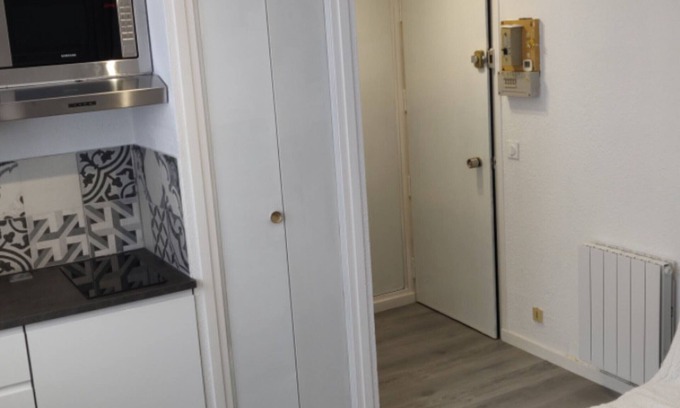 Chamrousse Apartment | Renovated Studio for 3-4 Near Slopes, Great Amenities