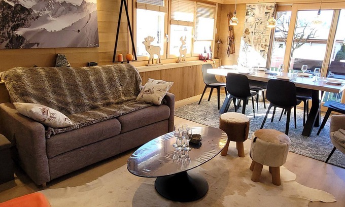 Les Gets Apartment | Renovated T3 Apartment in Village Center – Sleeps 6, Close to Shops and Ski Slopes