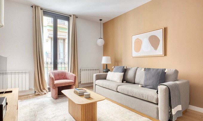 la Vila de Gracia Apartment | Renovated Vila de Gràcia 2BR, by Blueground