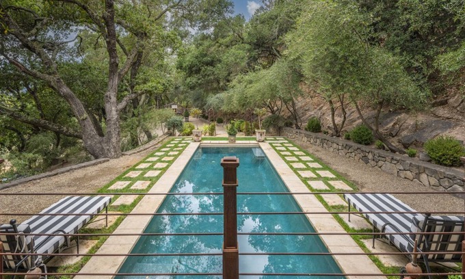 St. Helena House | RENT 1 MONTH ONLY. SUMMER SPECIAL Includes weekly housekeeper. Please inquire.