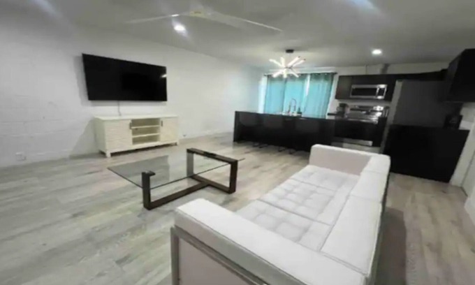 Las Vegas Apartment | Rental Apartment | 2 BR, pet friendly with 3 beds