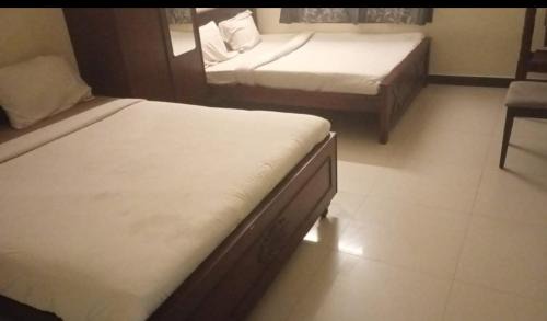 Vadavalli House | Renu Residency on the way to Isha yoga centre and near Maruthamalai