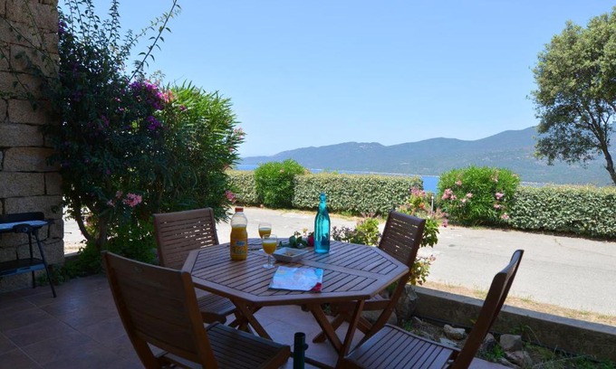 Serra-di-Ferro Apartment | Residence Alba Rossa
