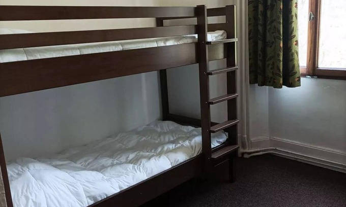 Jausiers Apartment | Residence Chateau Des Magnans Bat C - 3 Rooms for 6 People