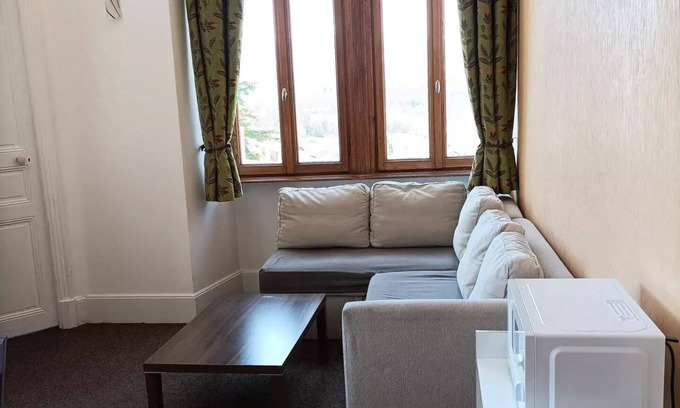 Jausiers Apartment | Residence Chateau Des Magnans Bat C - 3 Rooms for 6 People