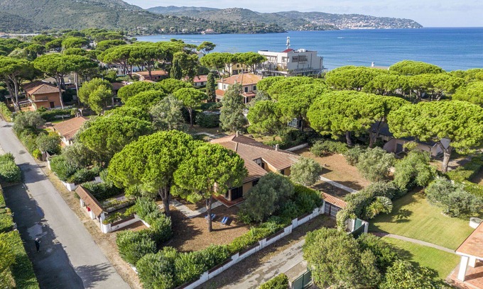 Giannella Apartment | Residence in Giannella with 2 bedrooms sleeps 4