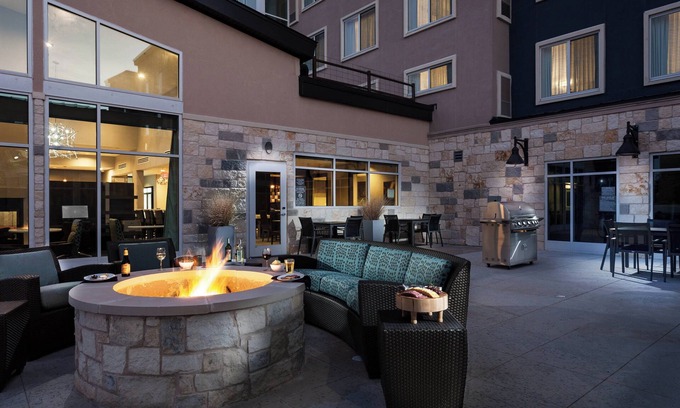 Lower Basin Lake Travis Hotel | Residence Inn Austin Lake Travis/River Place