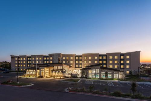 Lower Basin Lake Travis Hotel | Residence Inn by Marriott Austin Lake Austin/River Place