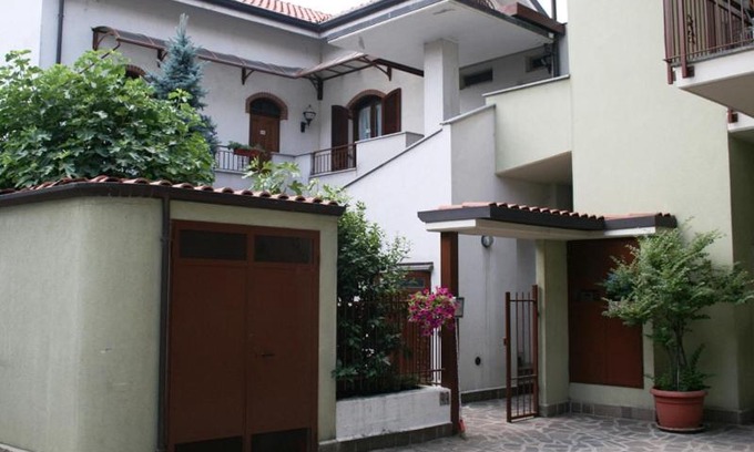 Carugate Apartment | Residence Isabella