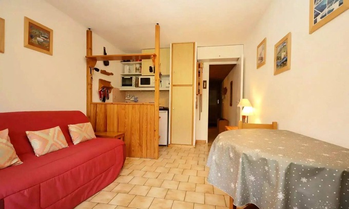 Les Houches Apartment | Residence Le Château Bruyeres - Studio for 4 people