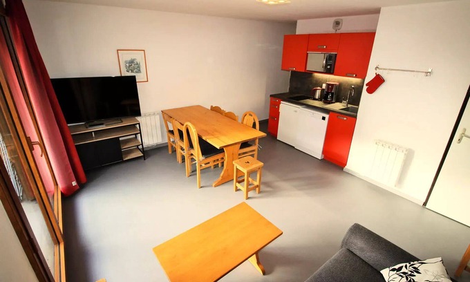 Valfrejus Apartment | Residence Le Cheval Blanc - Apartment 4 rooms 10 people