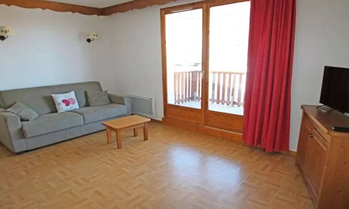 Puy-Saint-Vincent Apartment | Residence Les Gentianes - GEC27 - APPT T2 - 4 PERSONS WITH BALCONY