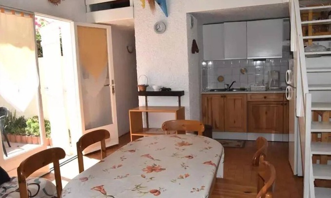 Port Leucate Villa | Residence Les Leucatines 1 - VILLA T2 MEZZANINE 6 sleeping accommodations PORT LEUCATE