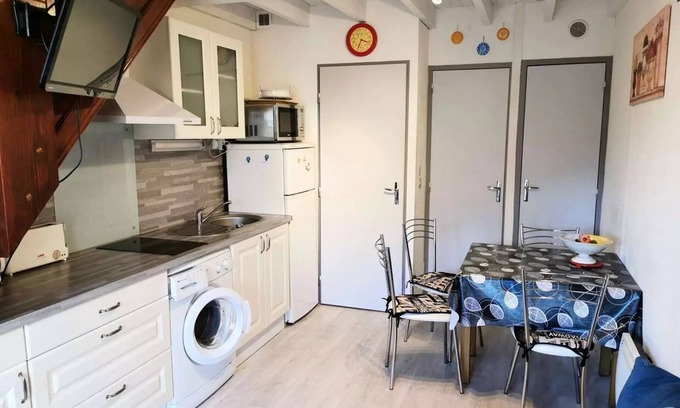 Port Leucate Villa | Residence Maisons De La Plage - VILLA T2 MEZZANINE 6 sleeping accommodations PORT LEUCATE. Ref: 1MPL 2A