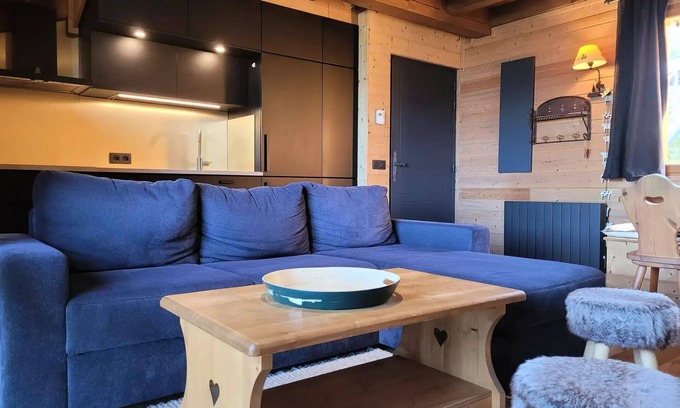 Pra Loup Ski Chalet | Residence Pra Roustan - 1/2 Chalet with terrace and beautiful mountain views, 400m from the cable car, Pra Loup