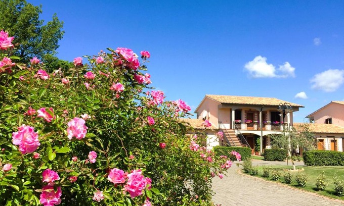 Sorano Apartment | Residence surrounded by greenery with swimming pool in Sorano