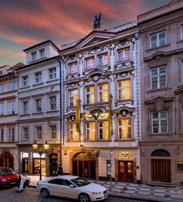Mala Strana Hotel | Residence U Černého Orla