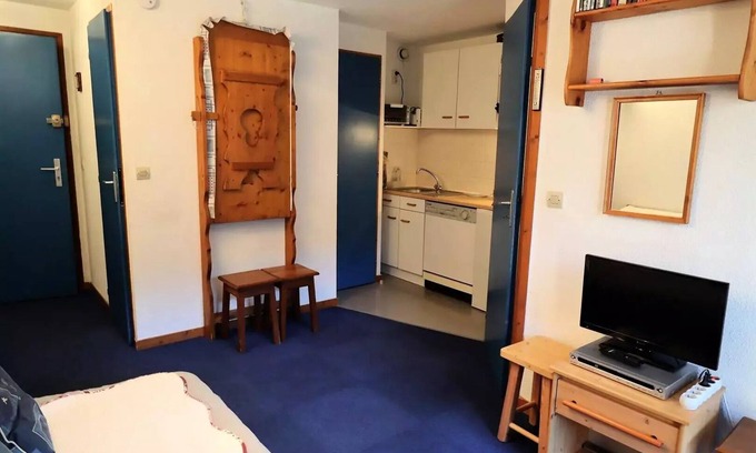 Areches Apartment | Residence Val Blanc 1 - Apartment 2 to 4 people in the heart of the village, near the slopes
