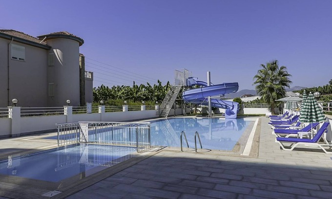 Seki Apartment | Residence w Balcony and Shared Pool 7 min to Coast