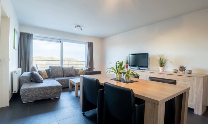 Bredene Apartment | Residentie Zeeparel by Interhome