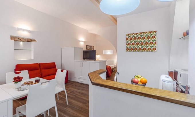 La Maddalena Apartment | Residenza Zonza Beautiful studio apartment in the centre