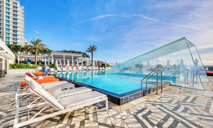 Barrier Island Apartment | Resort-style Fort Lauderdale Condo: Balcony & View