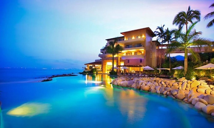 South Shore Hotel Area Resort | Resort with AC, WiFi, fitness room in welcoming Puerto Vallarta