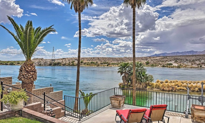Bullhead City House | Restful Riverfront Retreat w/Private Dock + Patio